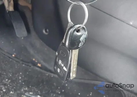 2019 Hyundai Accent Se из США, поврежденный, VIN 3KPC24A36KE069194